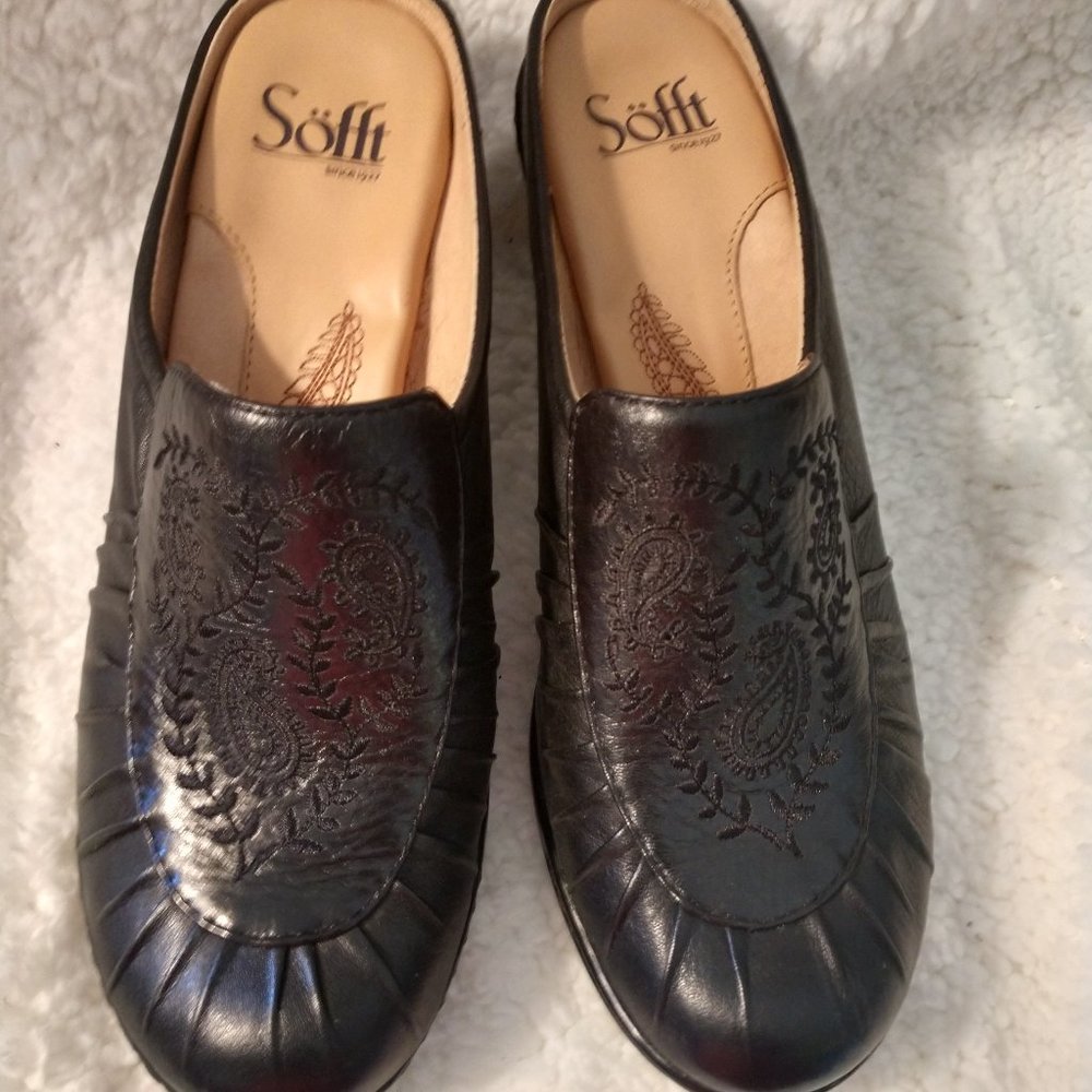 New Sofft Mule in Black SZ 7.5 M